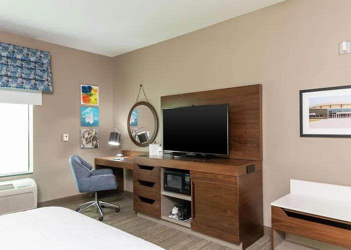 Hampton Inn & Suites Marshalltown